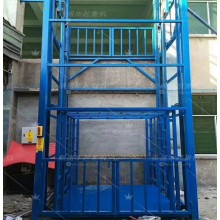 直銷鏈條導(dǎo)軌式液壓貨梯，液壓叉車，液壓起重貨梯安裝施工